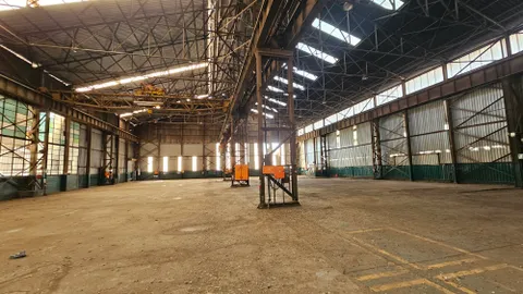 6 Bessemer Street, Duncanville - Warehouse - 500m²-10000m² (30)